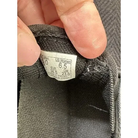 VANS Classic Slip‎ On All Black Canvas Low Top Skate Shoes Mens 5 Womens 6.5 - Picture 8 of 8